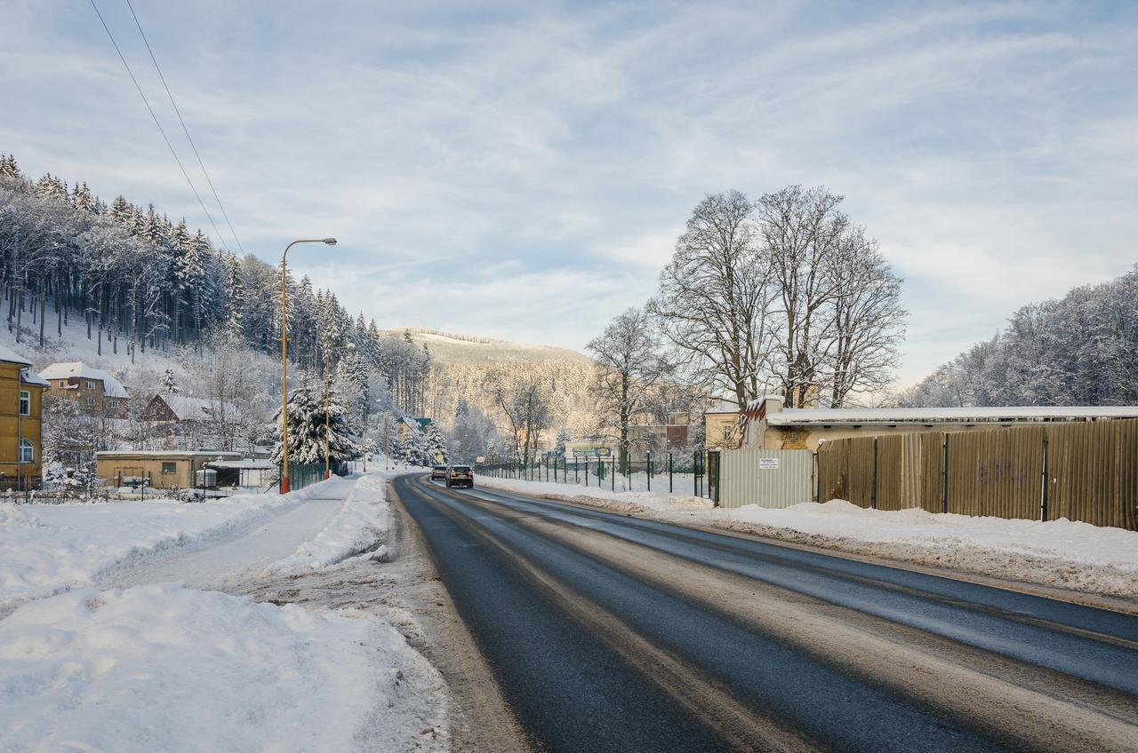 Penzion Sportino Svoboda nad Upou Bagian luar foto